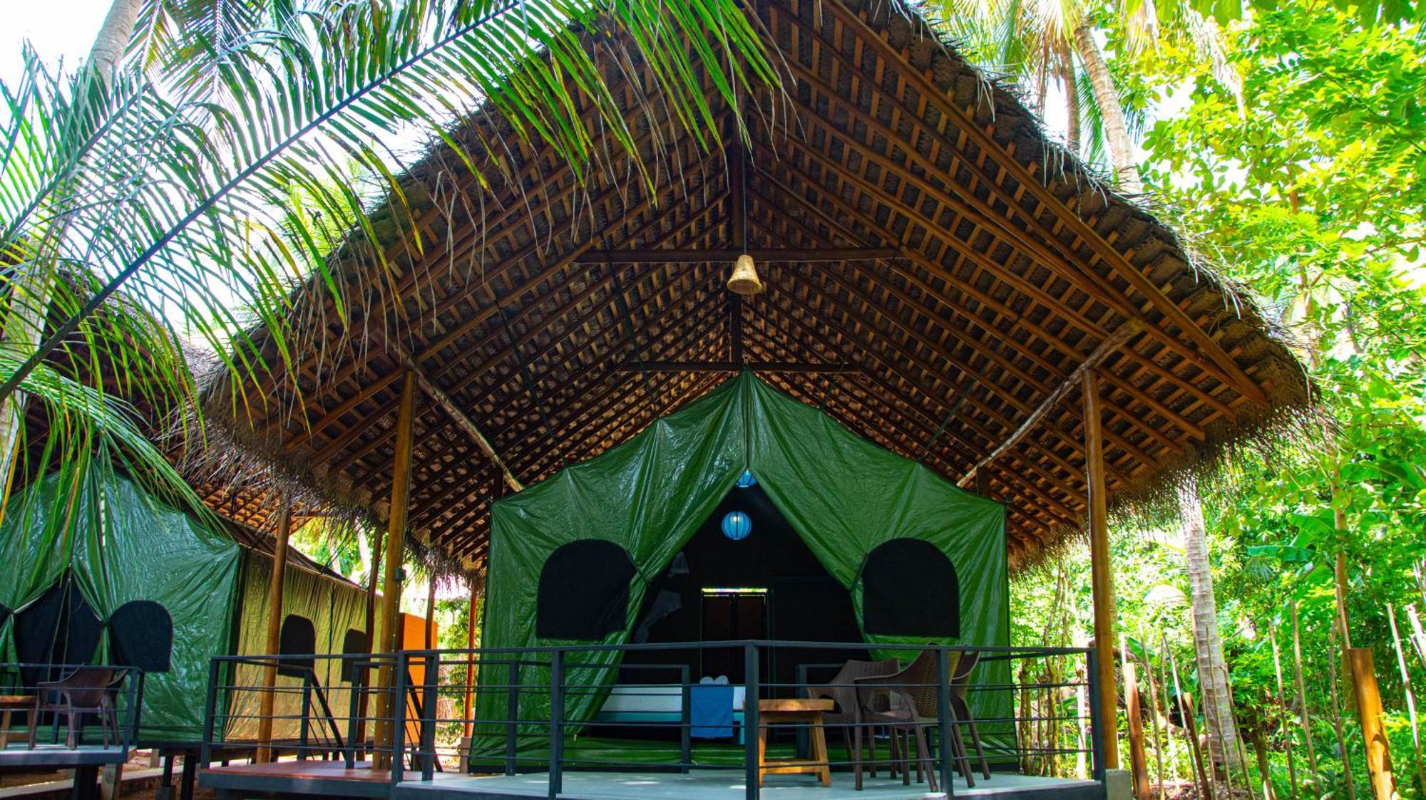 Athgira River Camping - อุดาวาลาเว ภายนอก รูปภาพ