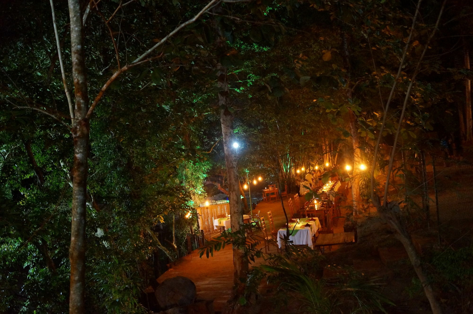 Athgira River Camping - อุดาวาลาเว ภายนอก รูปภาพ